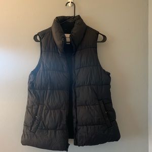Old Navy Black Vest Size Medium